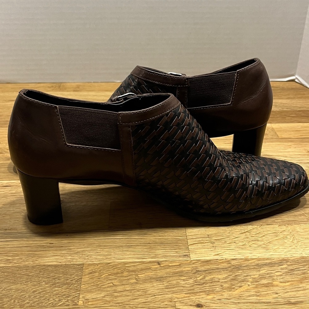 Brighton “Turner” Dark Brown & Black Woven Leather Ankle Booties Women’s Sz 8.5M - Picture 7 of 16